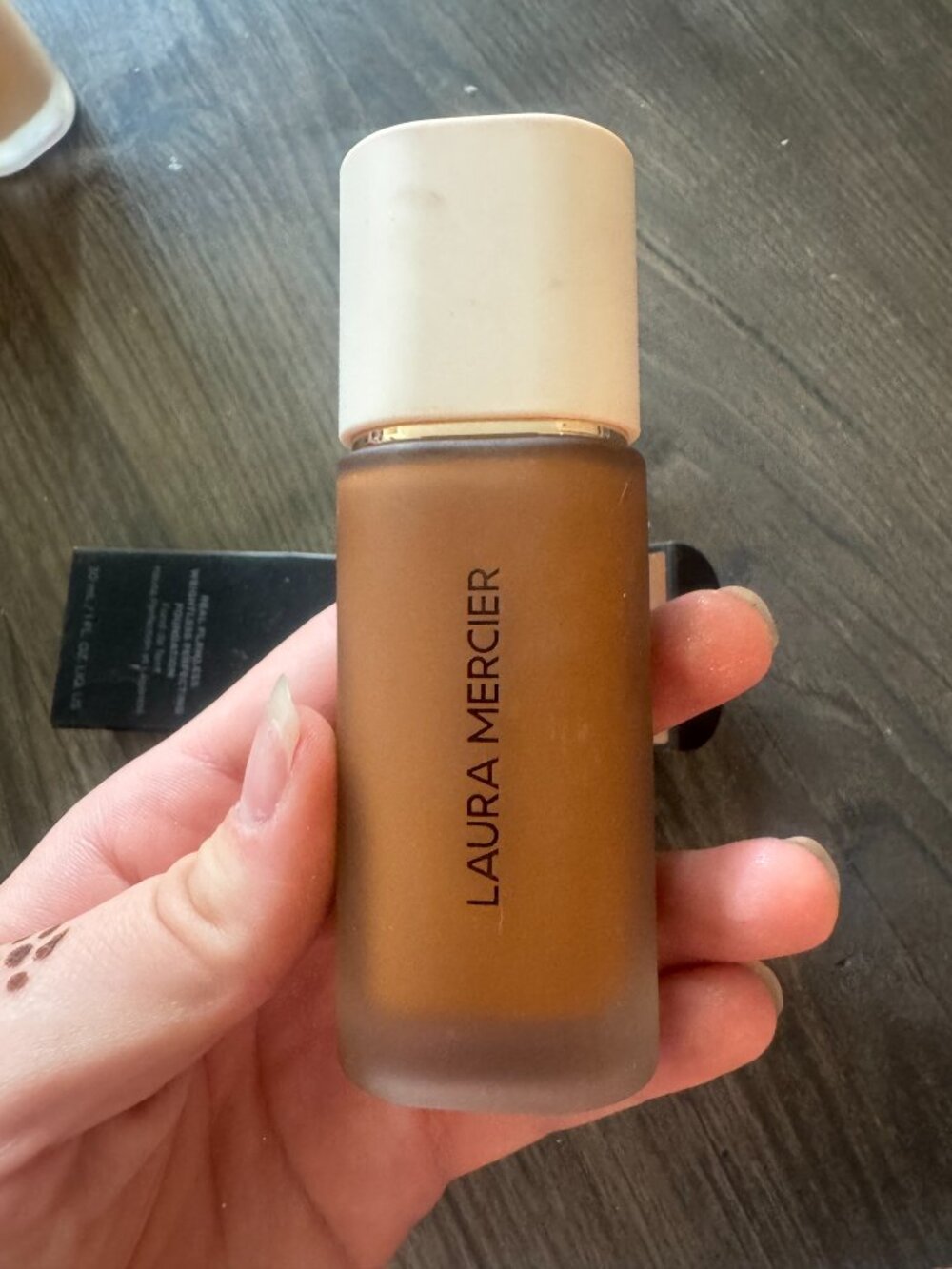 laura mercier foundation - ganache